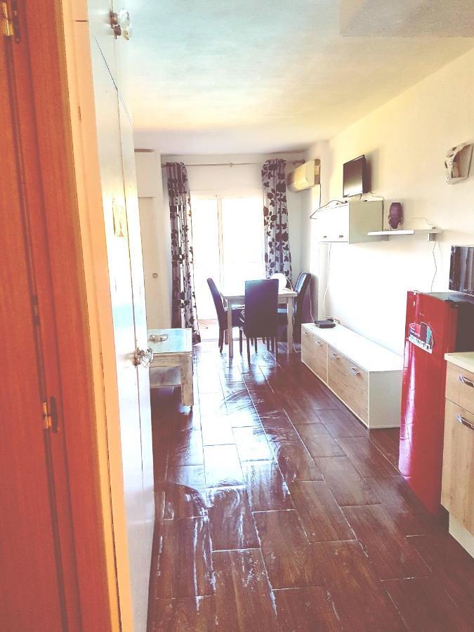 Jupiter Estudio Benalmadena Luaran gambar